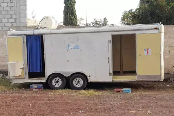 Sanitarios Portátiles Sahagún nos especializamos en la renta de sanitarios portátiles, fosas sépticas, desazolve y limpieza de fosas sépticas, así como en la renta de equipo Vactor y limpieza de drenajes